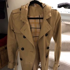 Classic Trench - Mid thigh length